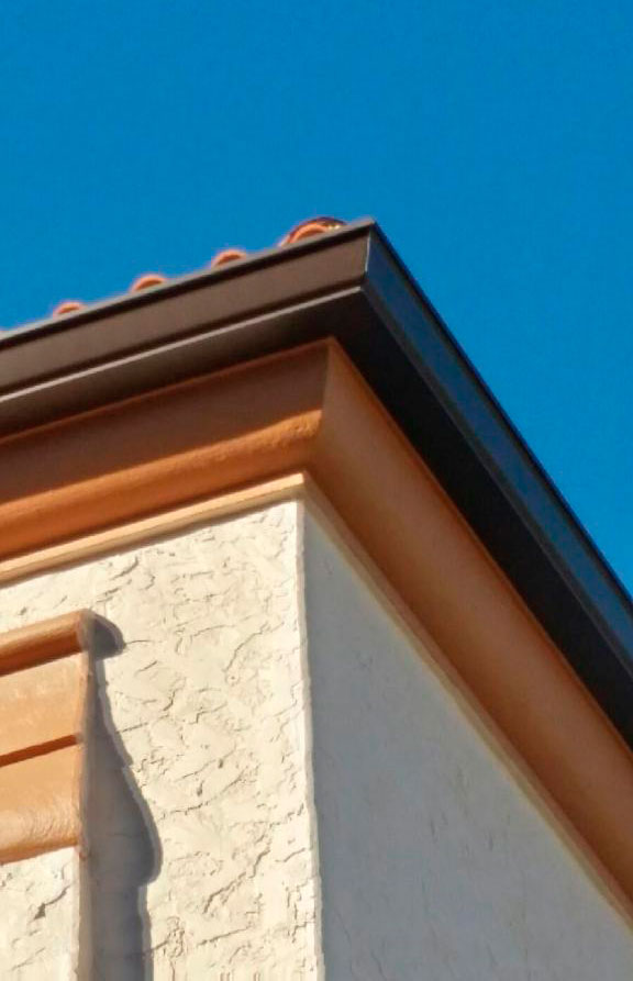 8" K-Style Seamless Gutters